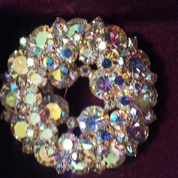 Juliana Rhinestone brooch - Costume Jewelry