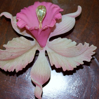 This pin is so pretty in pink!