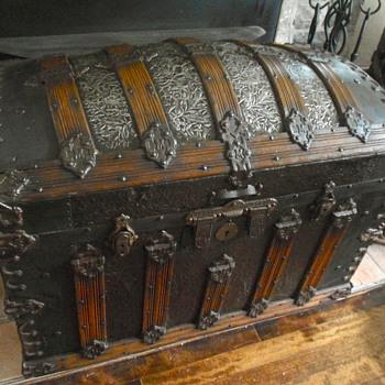 Martin Maier Trunk 1880's - Furniture