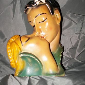 Chalk bust - Art Pottery