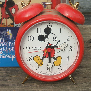 1985  Lorus Mickey Alarm - Clocks
