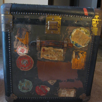 Hartmann Trunk Gibraltarized