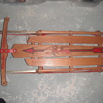 Flexable Flyer wood/Metal Sled - Outdoor Sports
