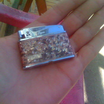 Pigeon - Automatic Super Lighter.Made R Mark  K.L.S.MFG.CO  PAT 42-7753 605844 90041 - Tobacciana