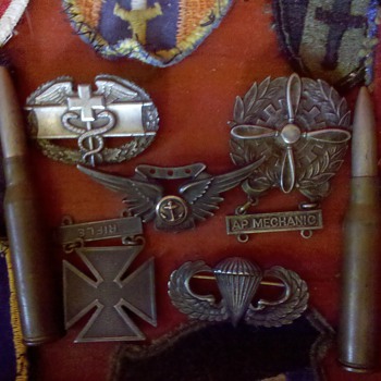 Militaria wwi and wwii - Military and Wartime