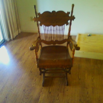 Old Rocking Chair need seat fixing any offers ?