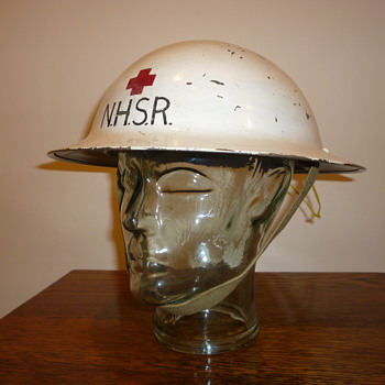 British WWII steel helmet used in cold war. - Military and Wartime