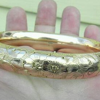 Victorian? Gold plated/filled? A.C.Co hinged bracelet - Fine Jewelry