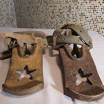 Antique Cast Iron Saddle Stirrups??? - Outdoor Sports