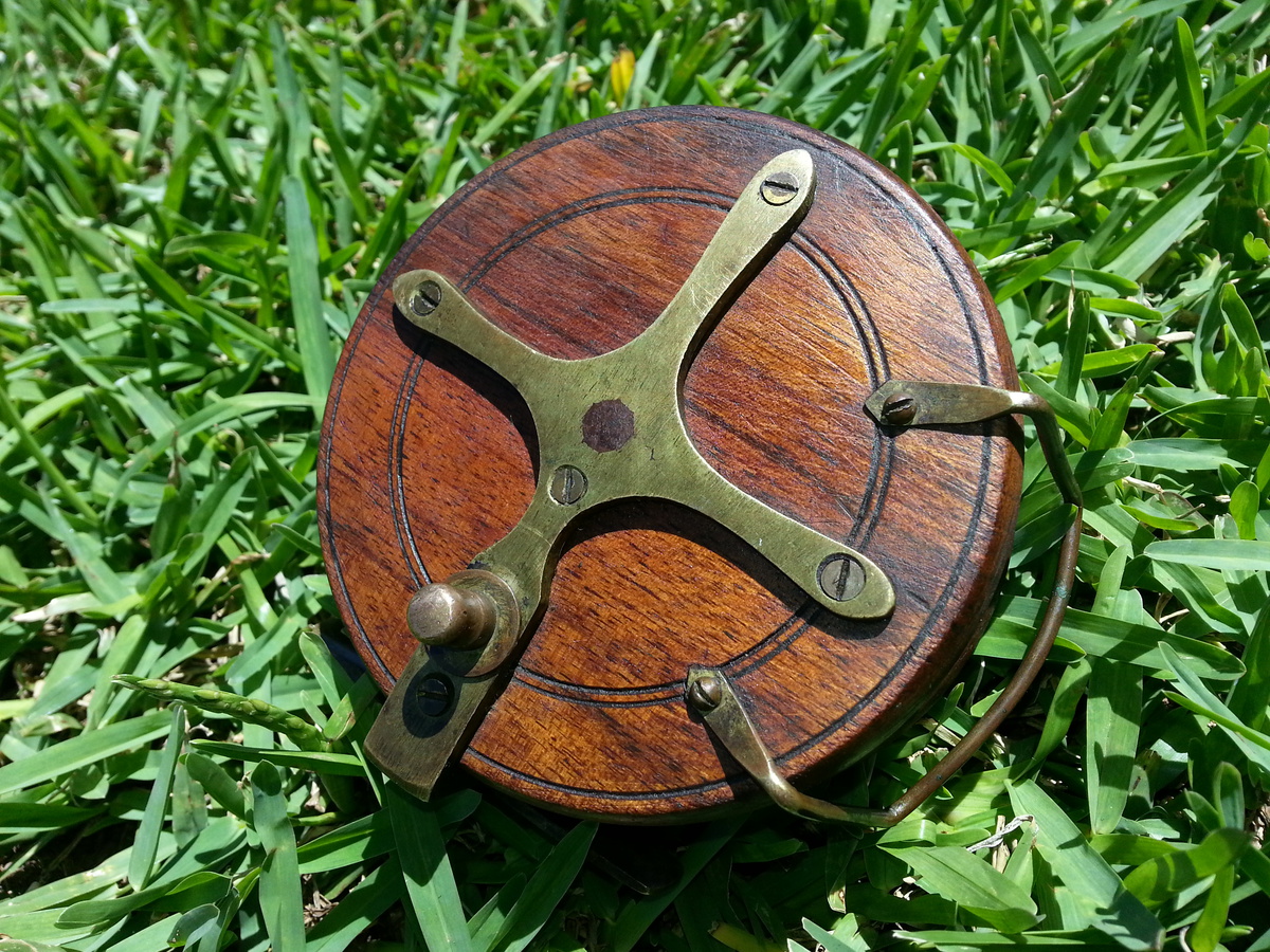 ANTIQUE STARBACK FISHING REEL??? Collectors Weekly