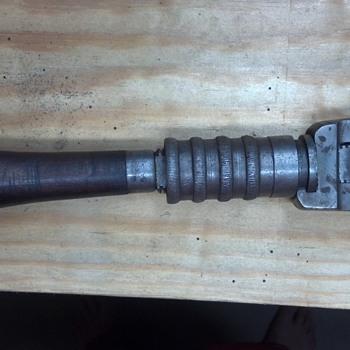 Bemis& Call Pipe Wrench