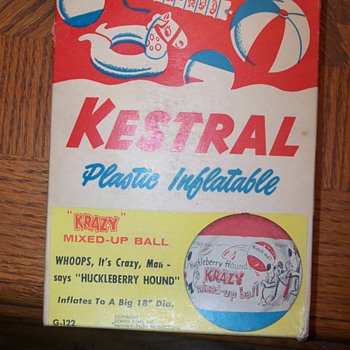 Kestral plastic inflatable "krazy" mixed-up ball huckleberry hound - Games