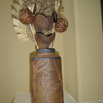 CERAMIC VASE