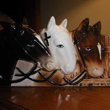 Napco Three Horse Head Planter ??? - Art Pottery