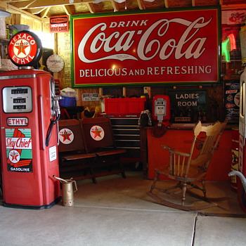 Tokheim Gas Pump...Texaco Theme and Eco Air Meter - Petroliana