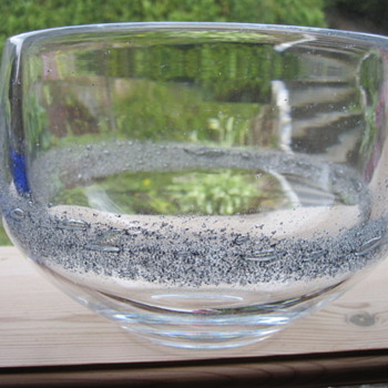 Magnor glassverk. - Art Glass
