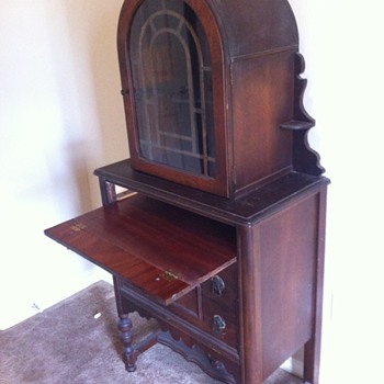 Curio type Cabinet, antique. Used to be in my grandmothers dining room