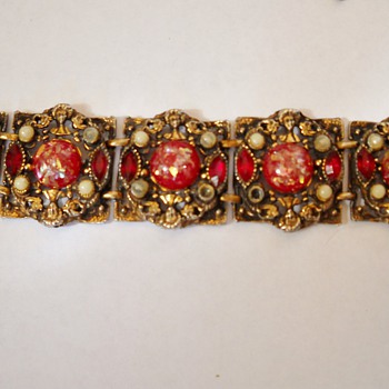 Selro? Bracelet - Costume Jewelry