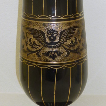 Mystery Gloomy Anti-Tango vase. - Art Glass