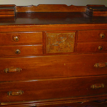 Paul Revere Dresser