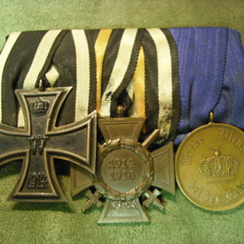 WWI Iron Cross medal sets