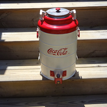 Mystery of the unsolved Coca Cola dispenser