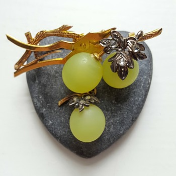 Antique vine grape brooch Fonseque et Olive. - Fine Jewelry