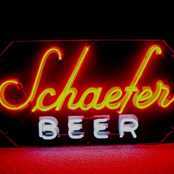 Schaefer Beer backbar neon - Signs