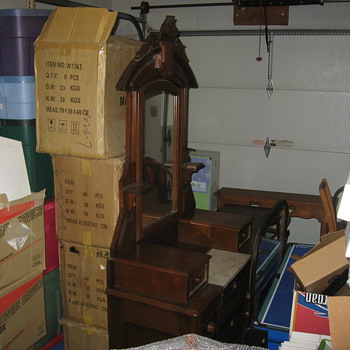 Antique Gentleman's Dresser