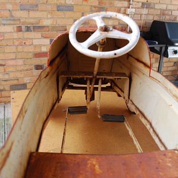 Pedal Car in need of a restoration 