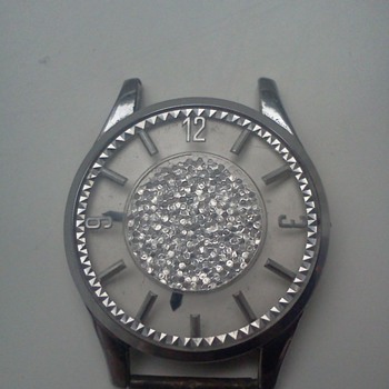 Sparkling man-sized vintage watch