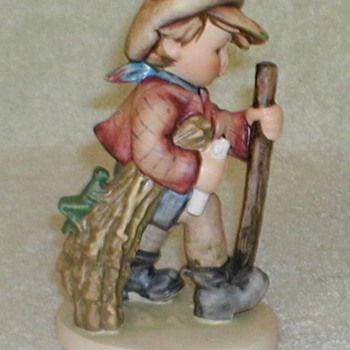 Hummel Figurine "On Secret Path" - Art Pottery