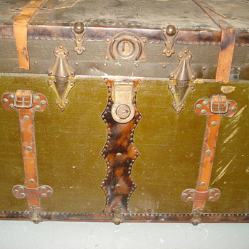 1906 Gent's Trunk style 36