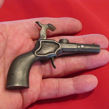 Toy cap gun