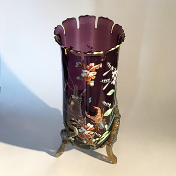 Harrach Aesthetic Period Amethyst Enameled Lizard Vase - Art Glass