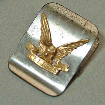 Vinatge Letter clip with Eagle