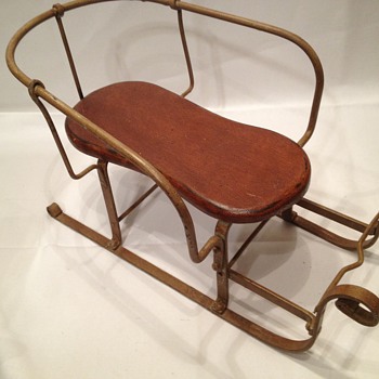 vintage doll Sleigh - Sporting Goods