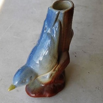1940's blue bird bud vase and a carnival post - Figurines