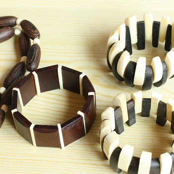 Ivory and wood jewelry - Costume Jewelry
