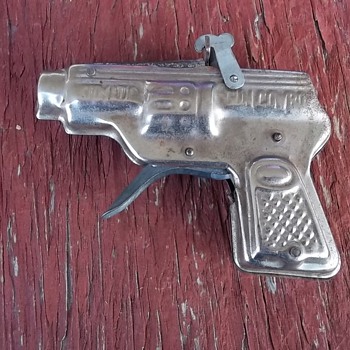 VINTAGE TOY CAP GUN - Toys