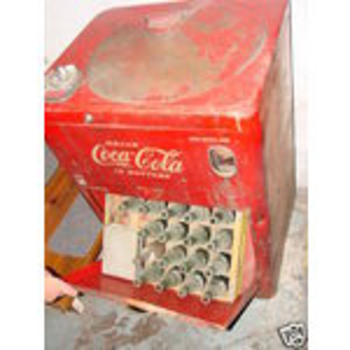 Vendo Coke Machine