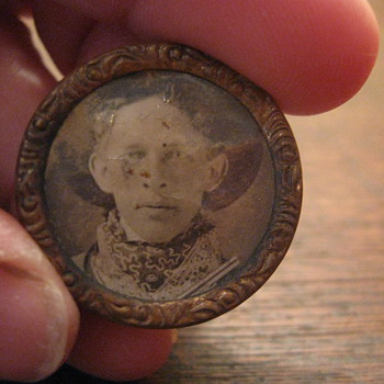 Vintage Pin....Dude Ranch giveaway? - Medals Pins and Badges