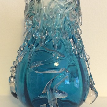 Ribbed candle wax and abstract flower vase - Art Glass