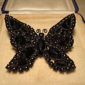 More of the Mourning Jewelry - Weiss Butterfly and Star