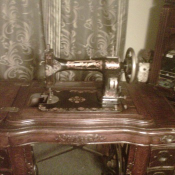 White Family Rotary treadle Sewing Machine - Sewing