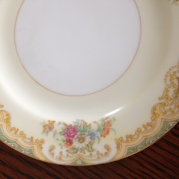 unknown M Noritake China