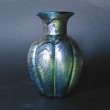 Fritz Heckert Silberband - Changeant - Art Glass