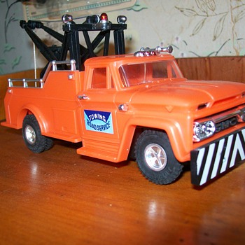 1966 Ideal GMC wrecker