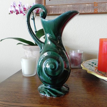 Hull Vase, need to identify 