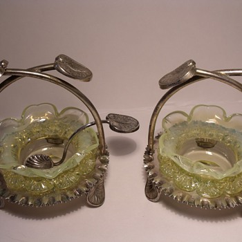 Pair of open salts in frames - Art Glass